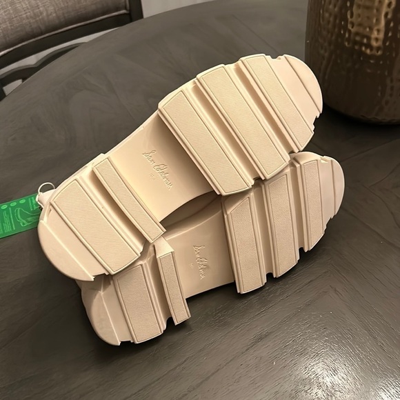 SAM EDELMAN Daelyn Leather Chelsea Booties - Picture 3 of 15